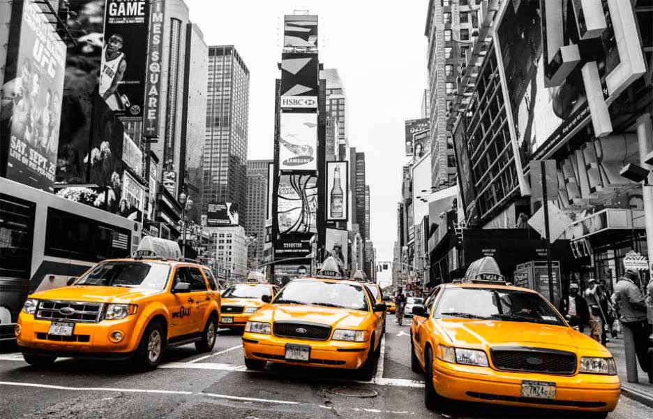 https://latiendadelaspegatinas.com/uploads/fotomurales-decorativos-new-york-FM-ny-0001-taxis-de-nueva-york-BASE_5e0f2.jpg